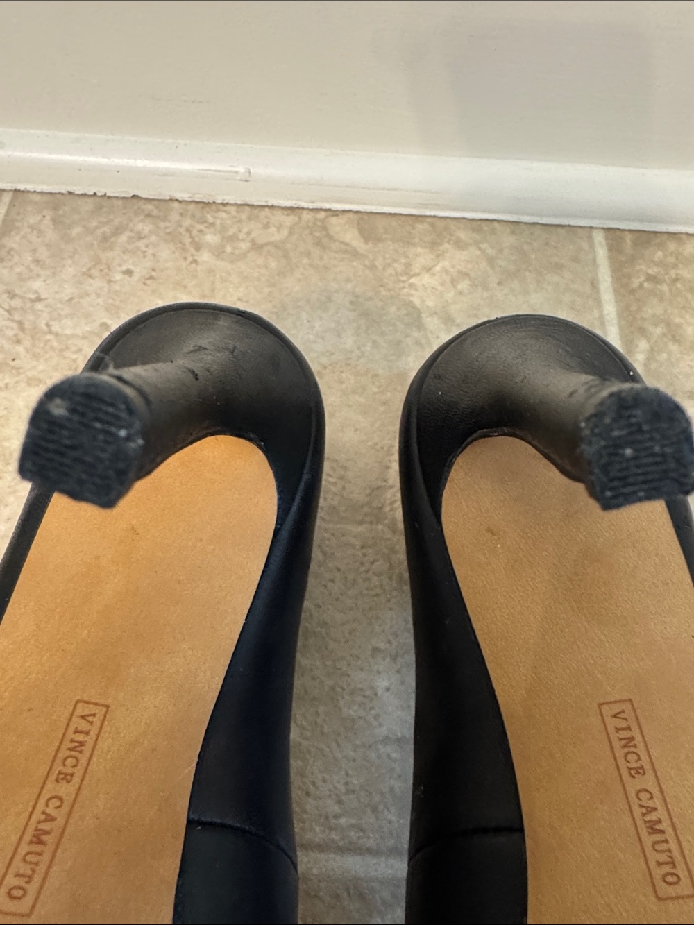 Vince Camuto Black Pointed-Toe Leather Pumps - Picture 4 of 5